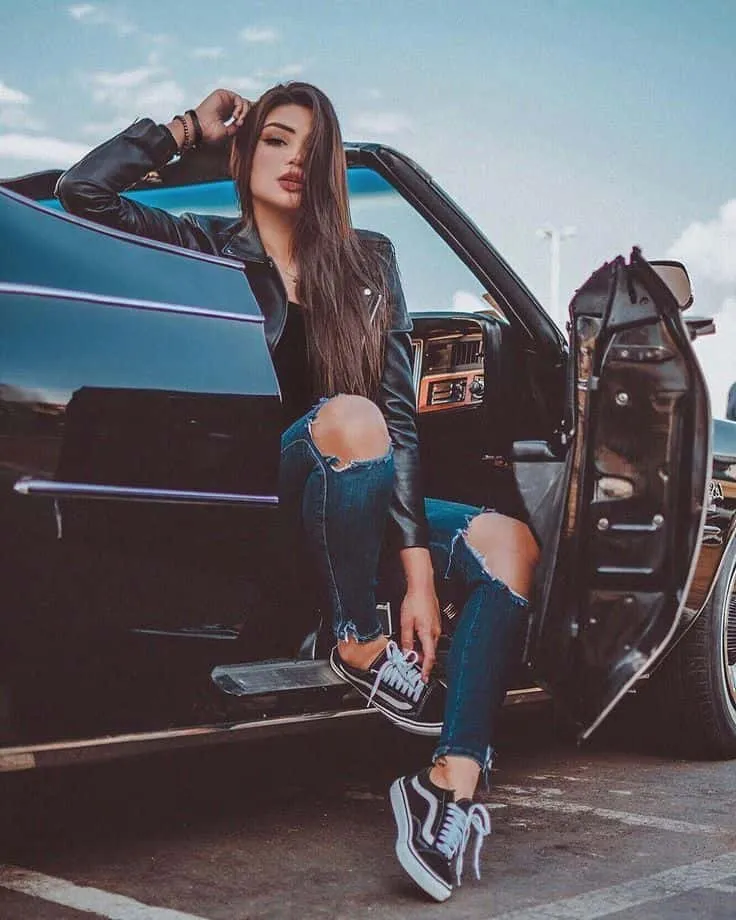 Attitude Girl Pic For Dp