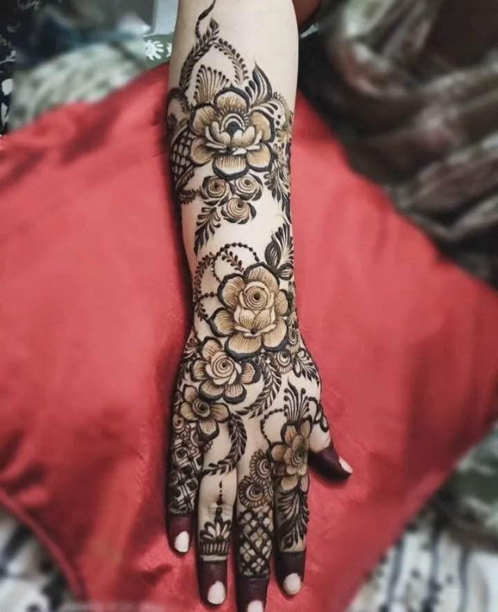 Flower Mehndi Design Back Hand