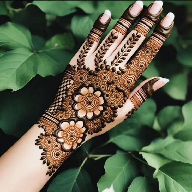 Flower Mehndi Design Back Hand