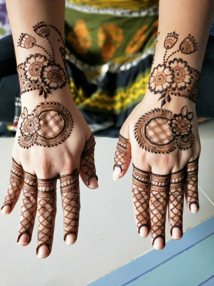 Royal Back Hand Mehndi Design