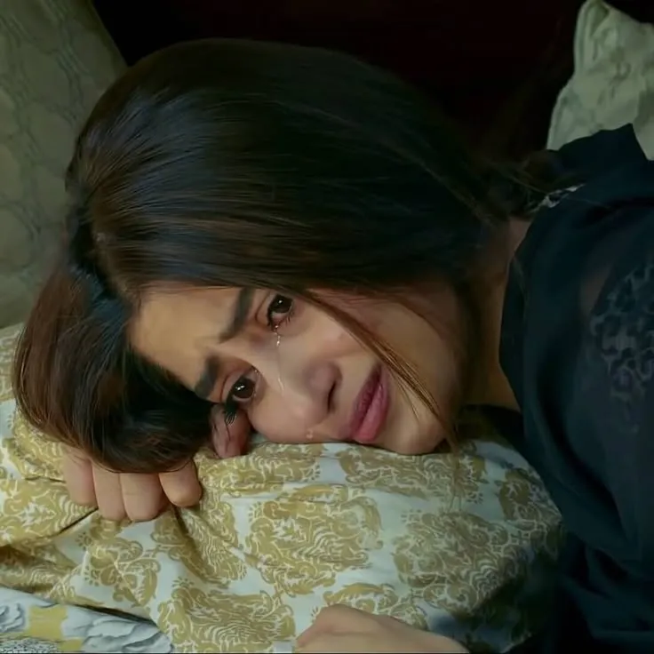 Sad Whatsapp Dp For Girls