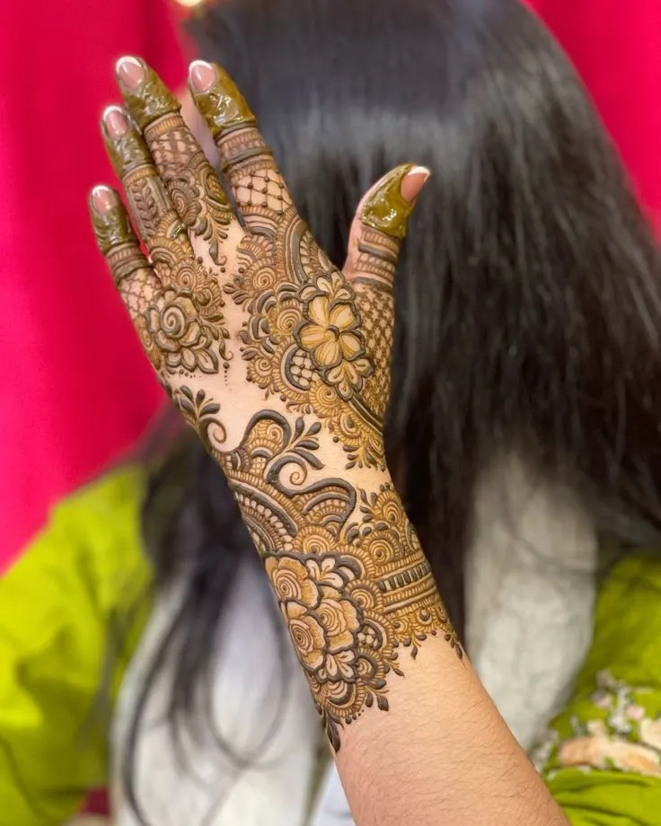 Stylish Back Hand Mehndi Designs