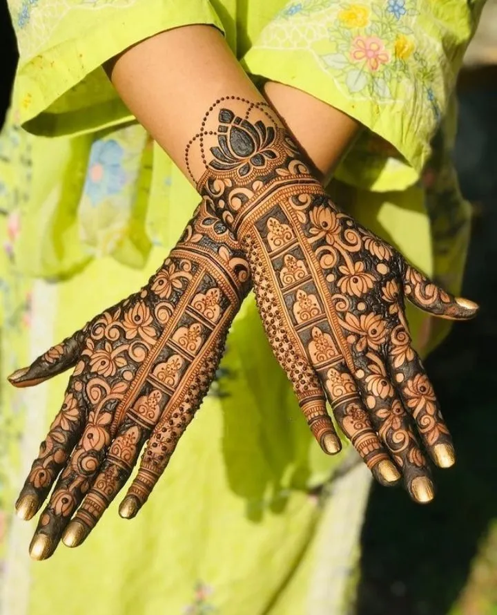 Stylish Back Hand Mehndi Designs