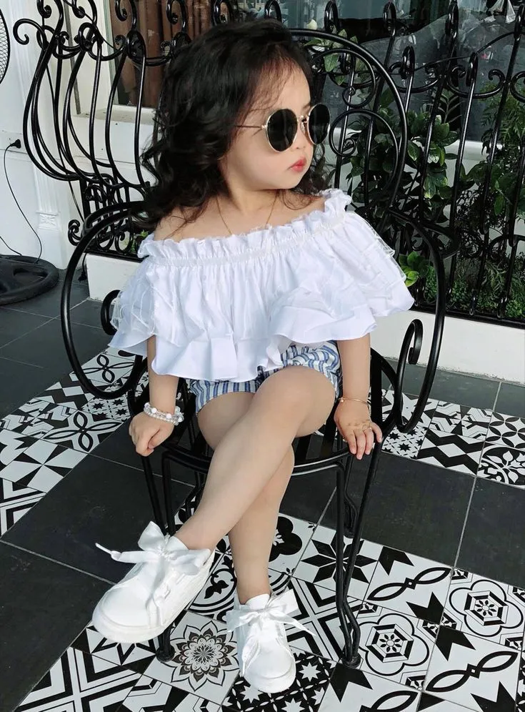 Stylish Cute Baby Girl Dp