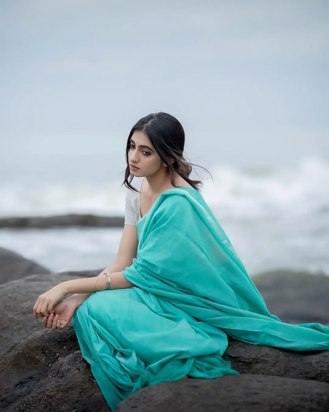 Alone Sad Girl Dp