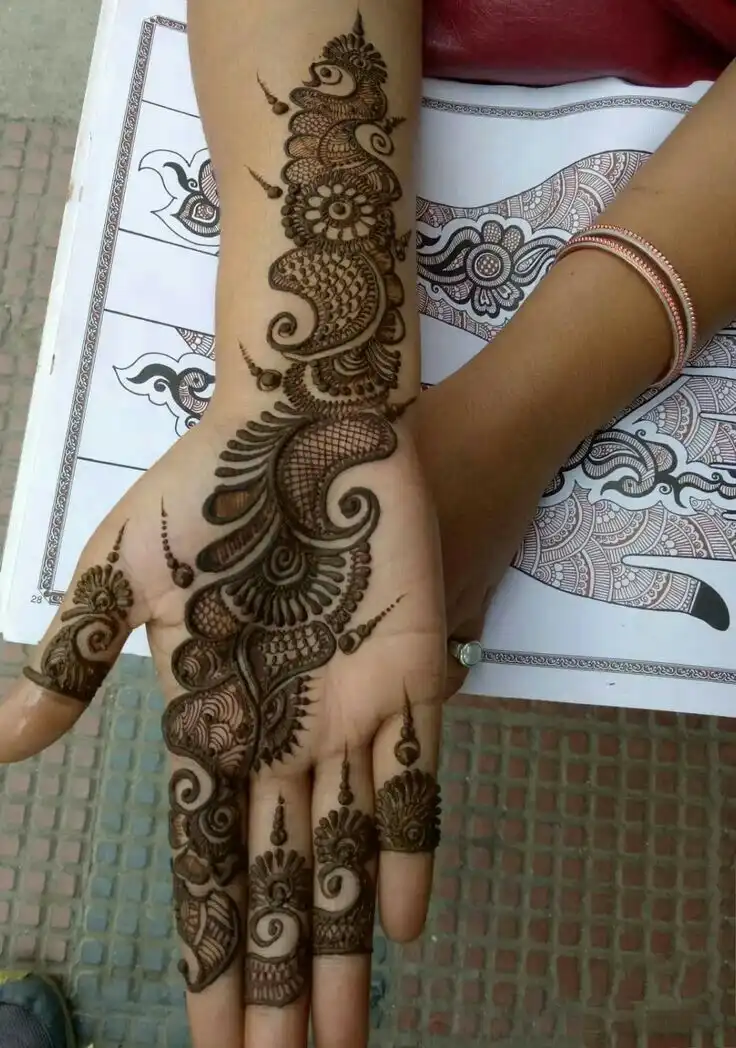 arabic stylish mehndi design