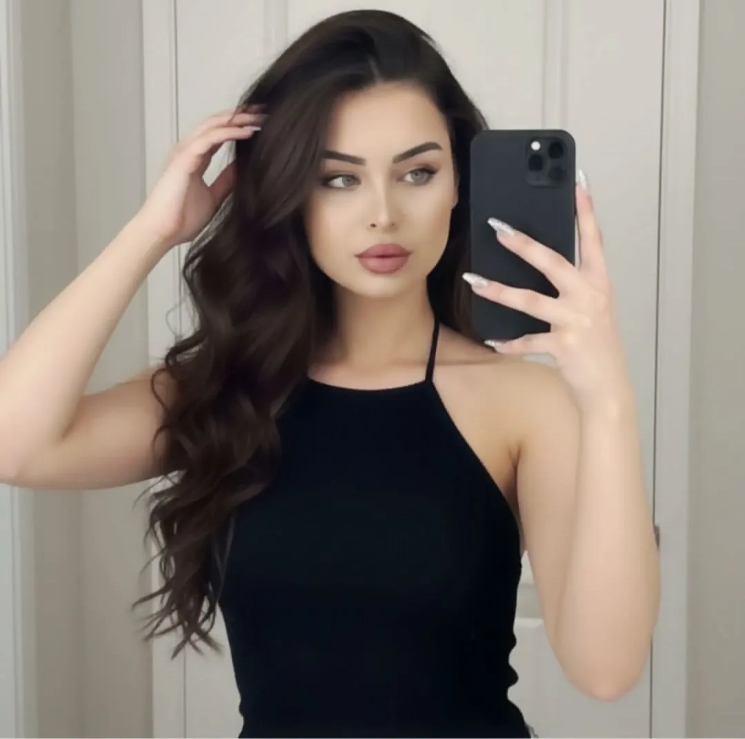 Attitude Girl Image​