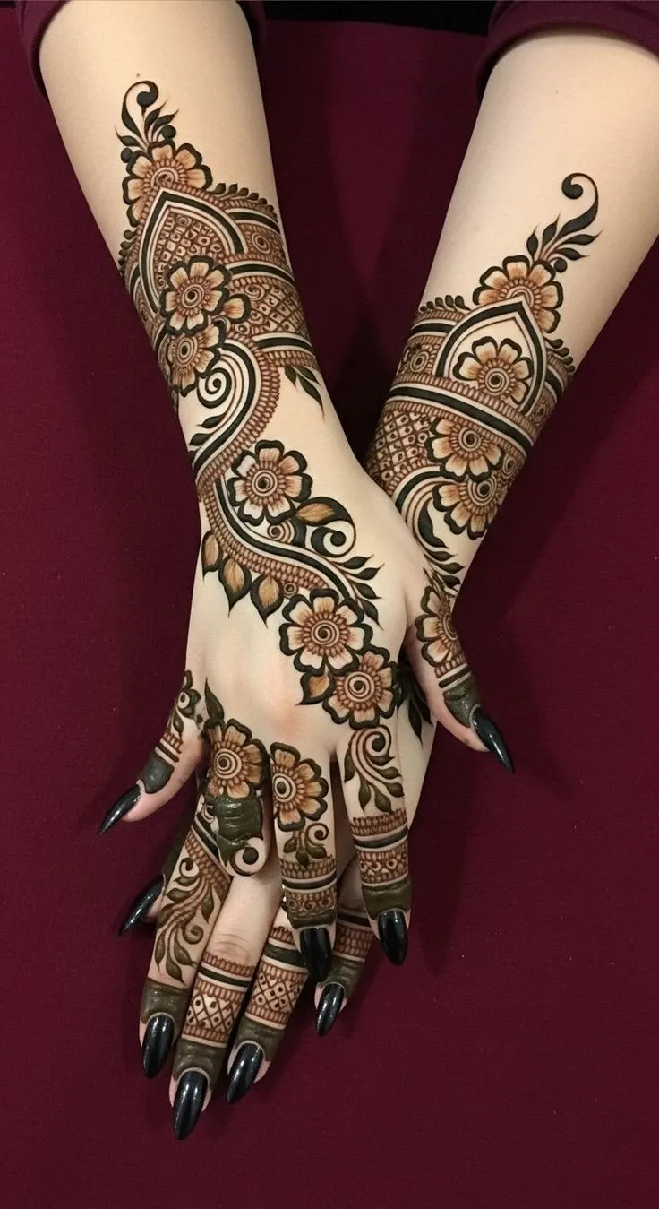 Back Hand Mehndi Design