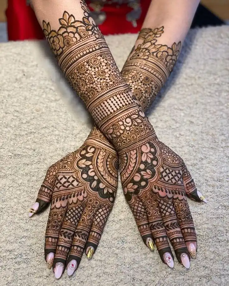 back hand mehndi design photos