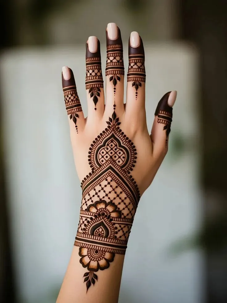 Back Hand Simple Mehndi Designs