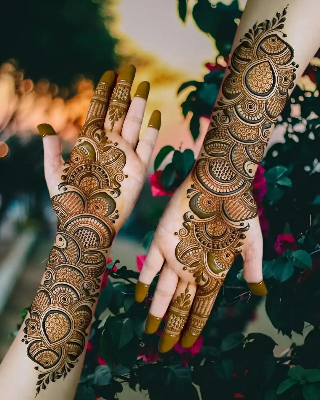 beautiful arabic mehndi design