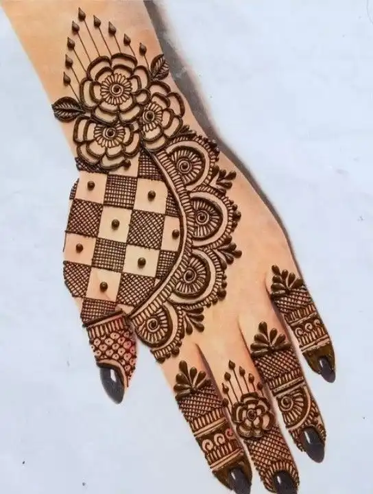 beautiful mehndi design back hand