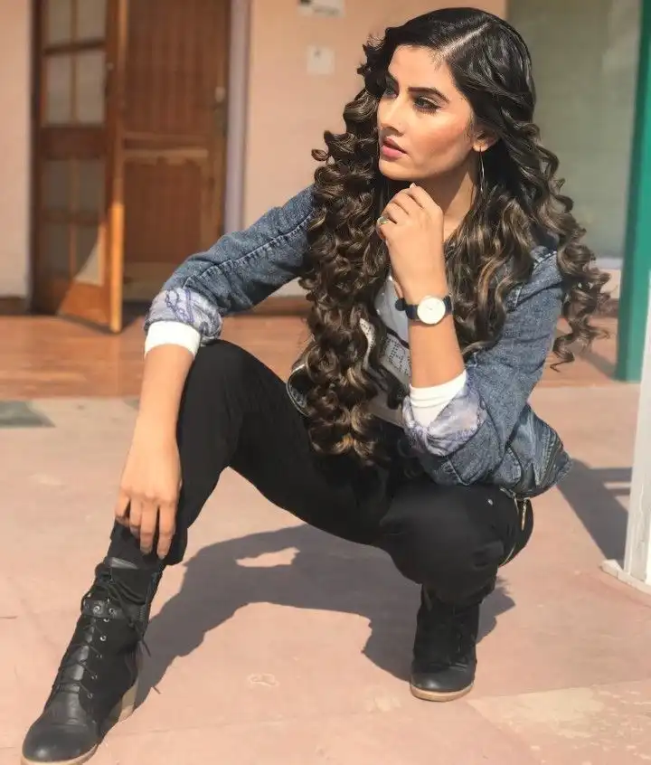 best attitude dp for girls