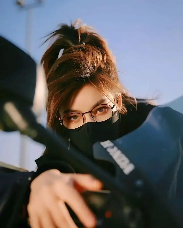 best attitude dp for girls