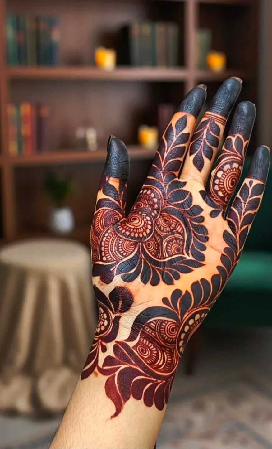 Front Hand Mehndi Designs Dp