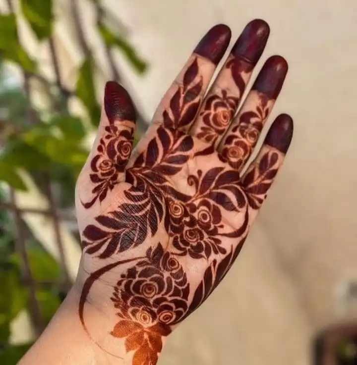 front mehndi design