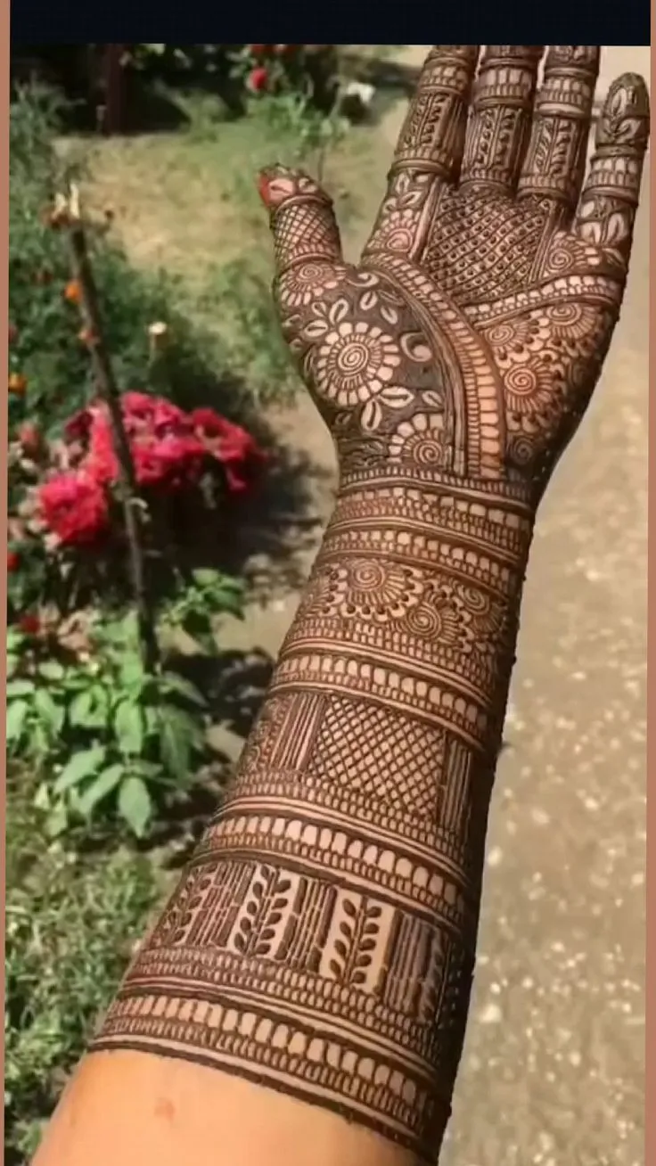 Full Hand Mehndi Designs New Pictures