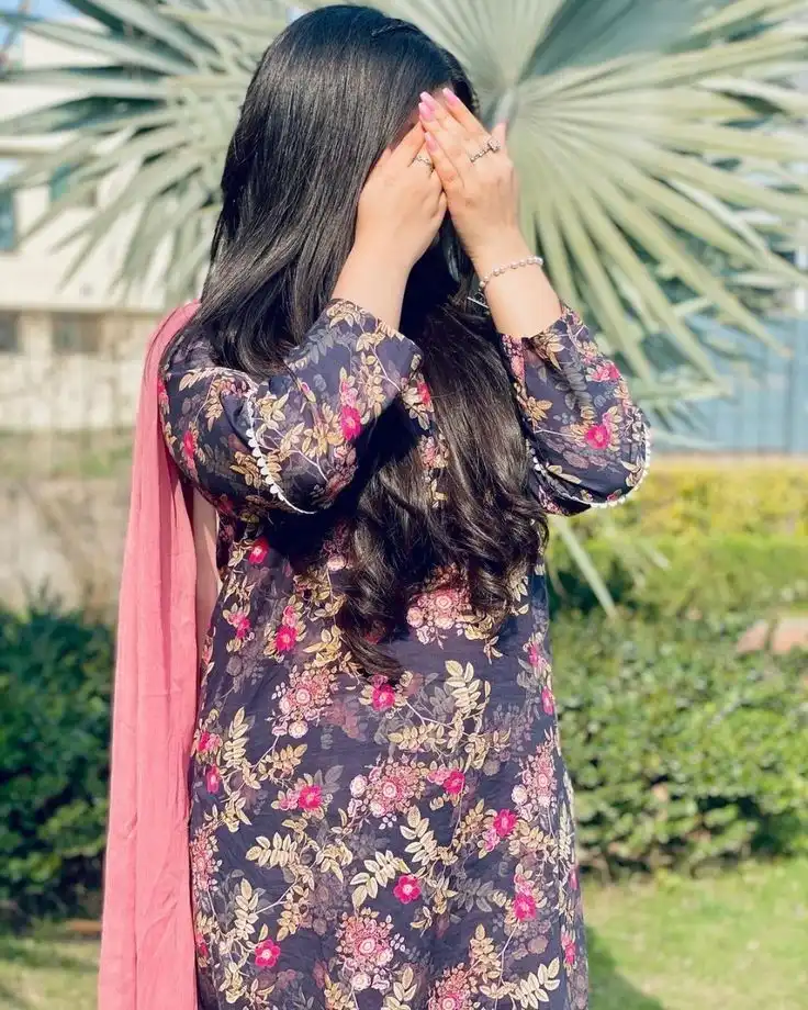 hidden face cute girl images