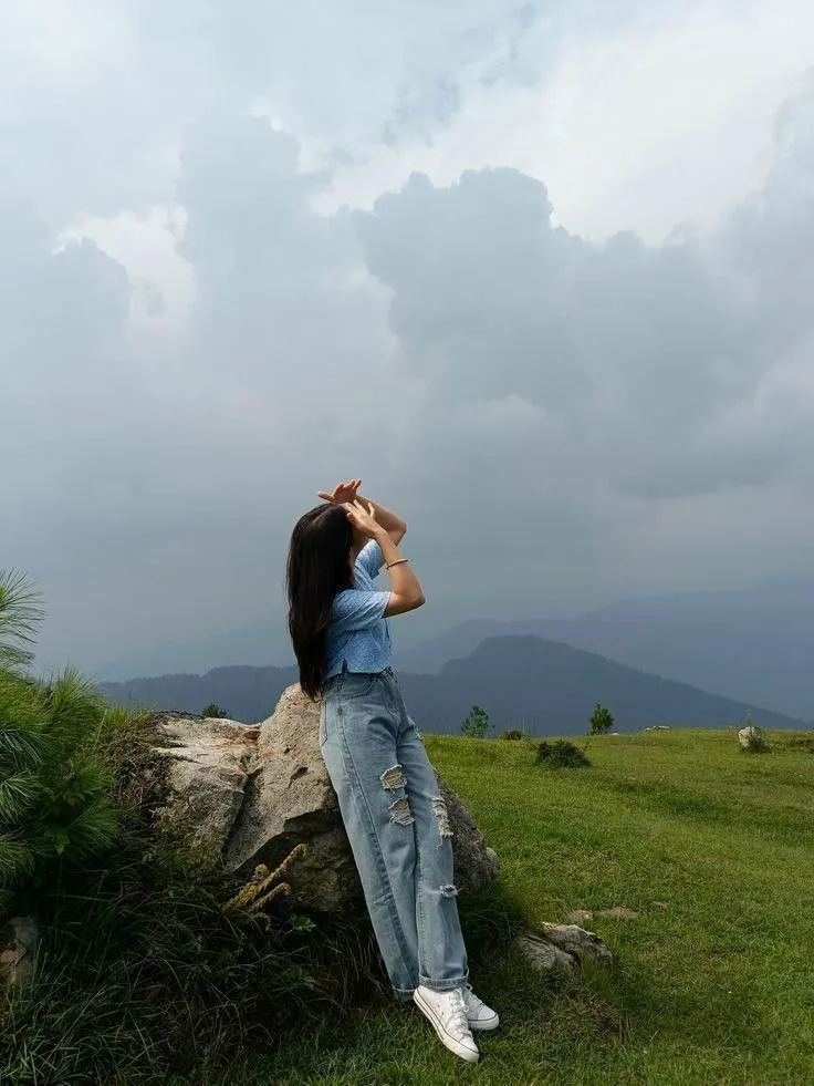 Hidden Face Girls Dp