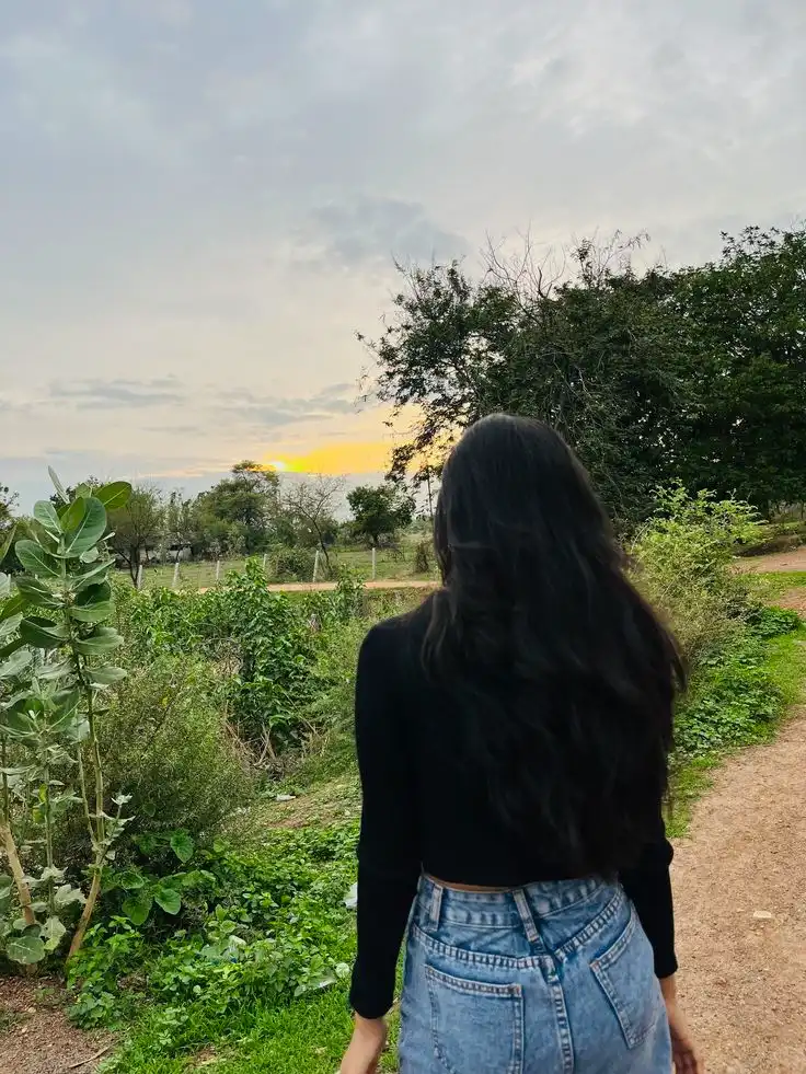 hidden face girl image