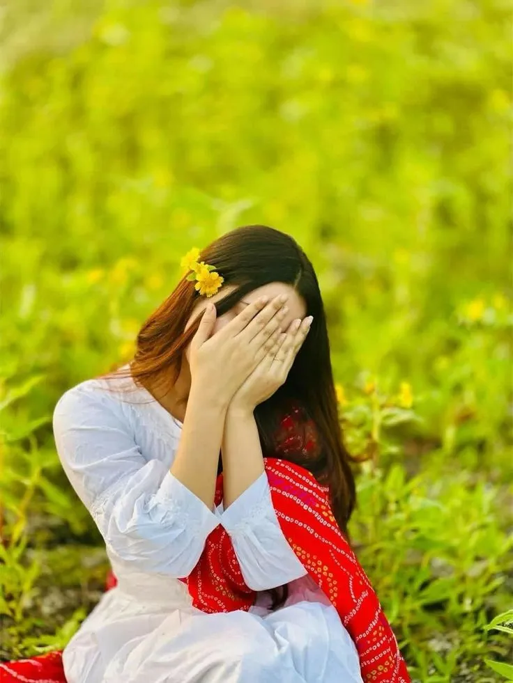 hidden face girl photo