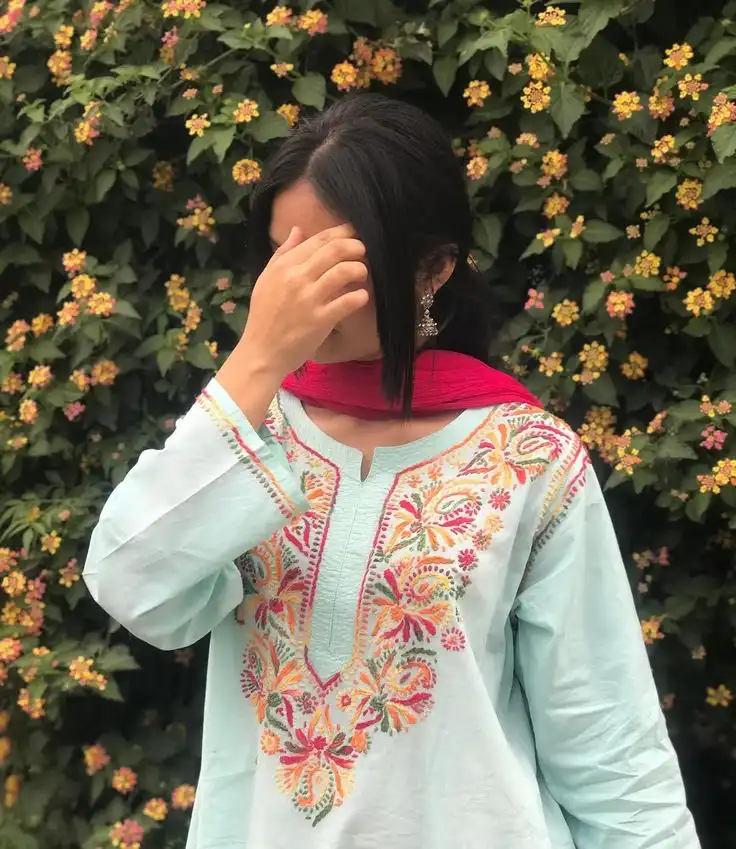 hidden face girls dp