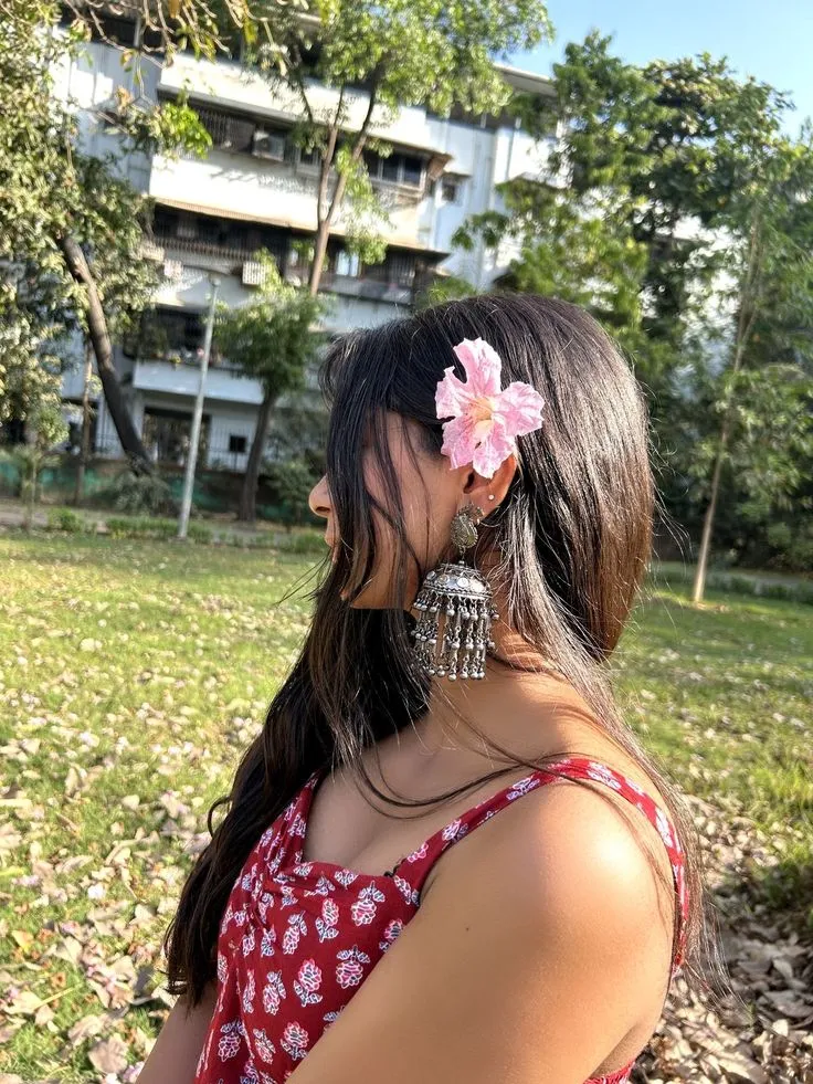 Hidden Face Girls Profile Photos