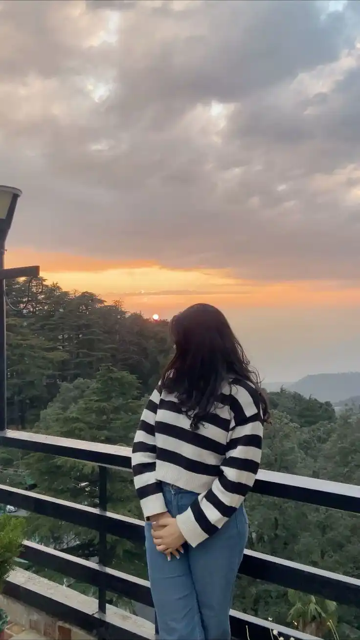 hidden girl profile pic