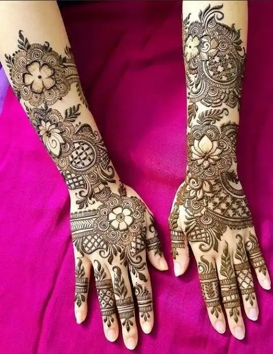 mehndi design in back hand