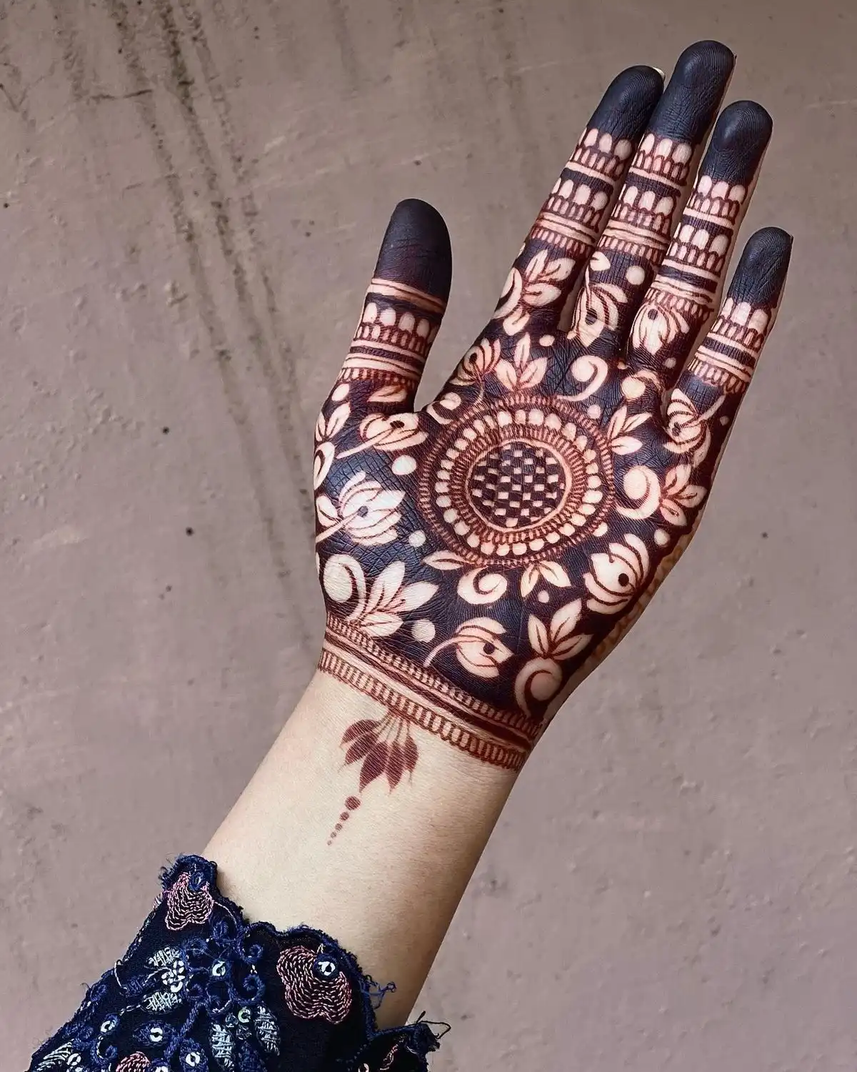 mehndi design photo