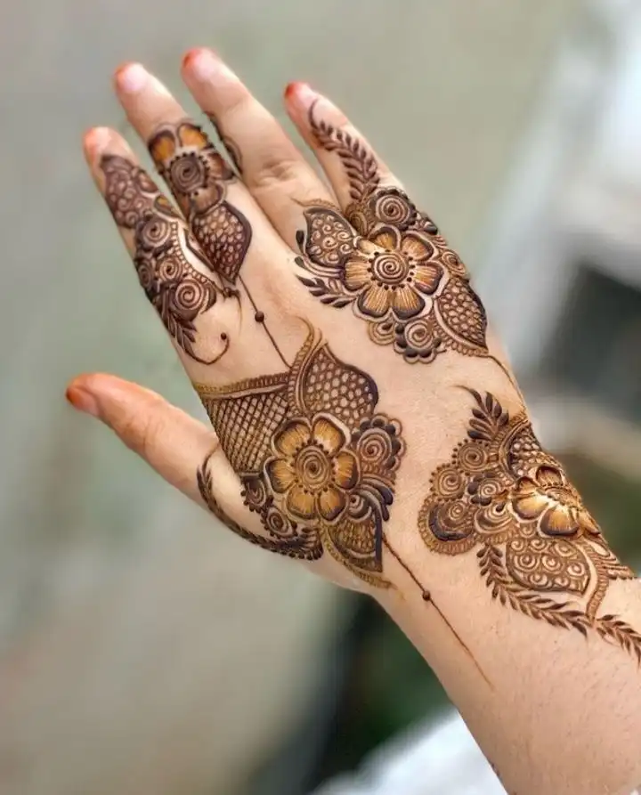 mehndi design photo
