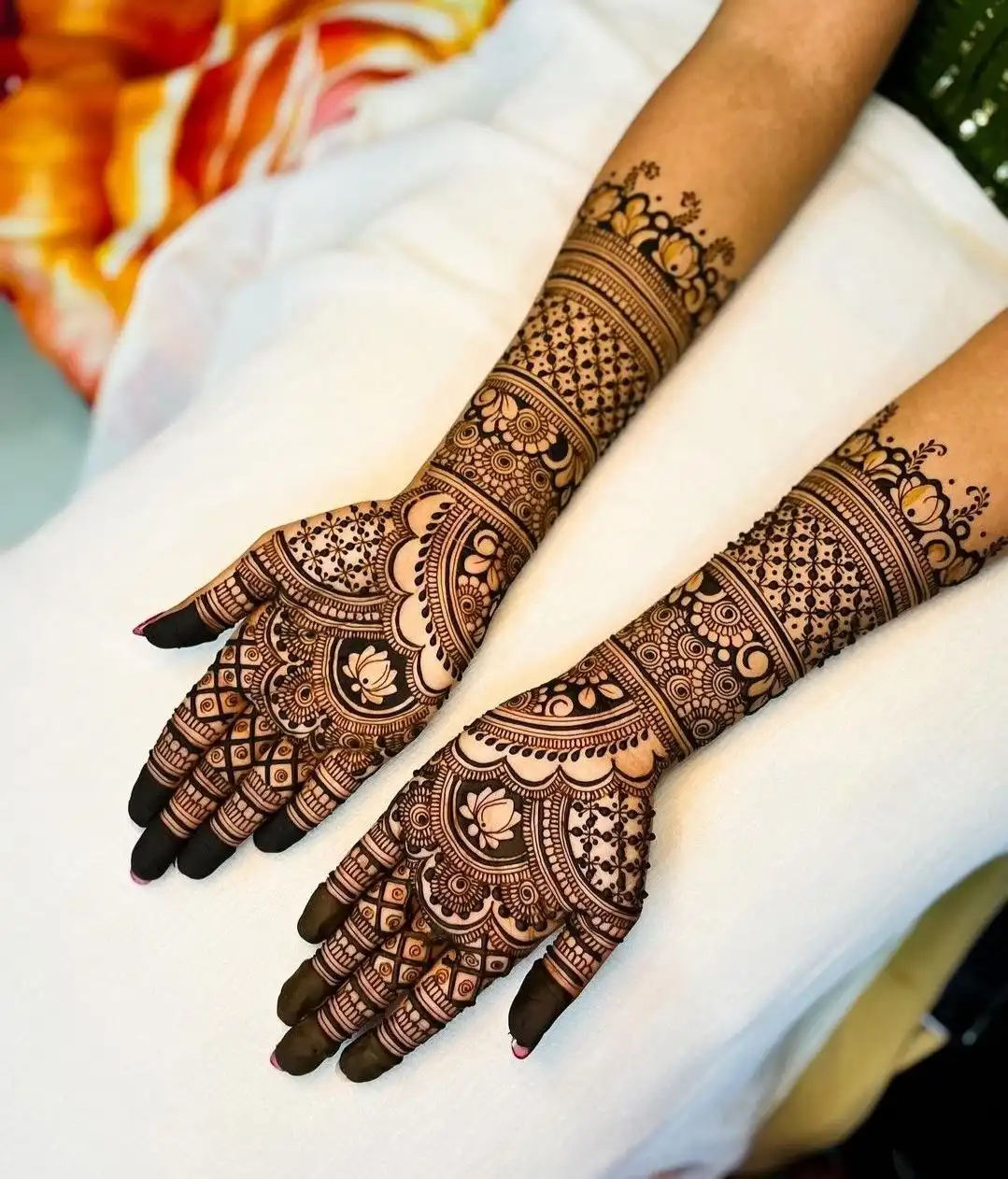 mehndi design photo full hand