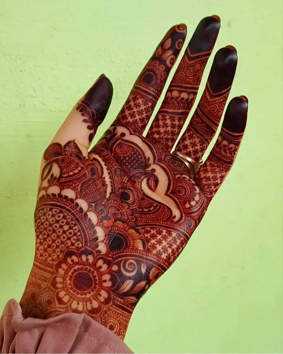 mehndi design picture