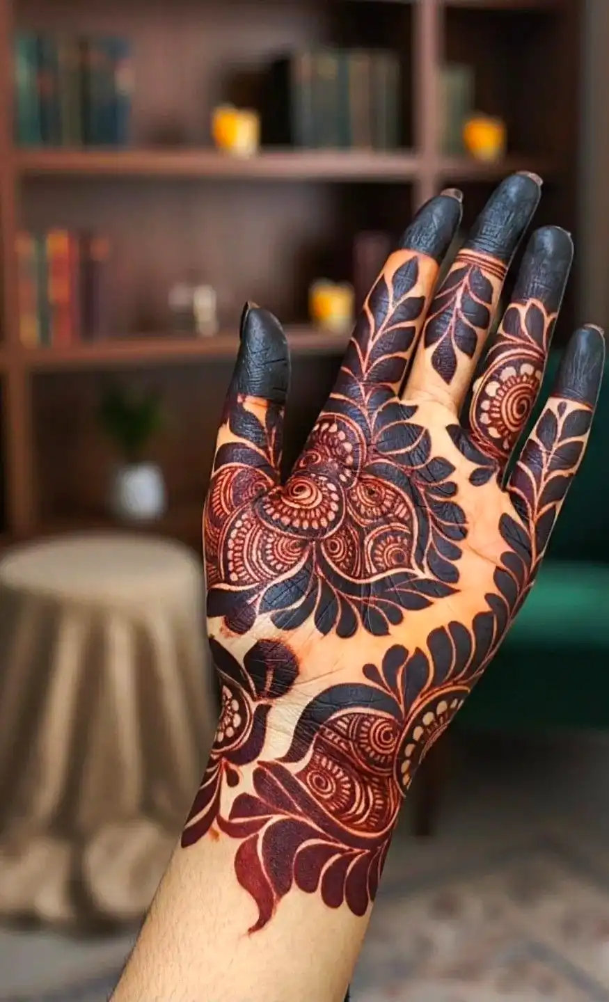 modern front hand mehndi design