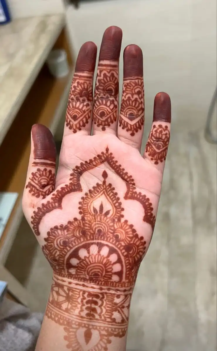 new mehndi design front hand