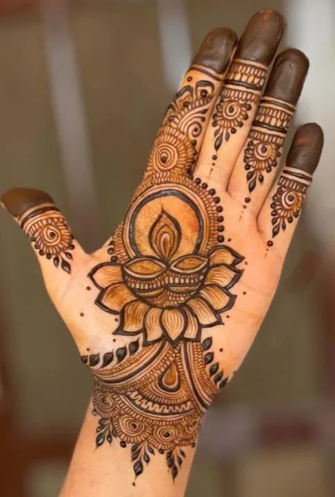 new mehndi design photo