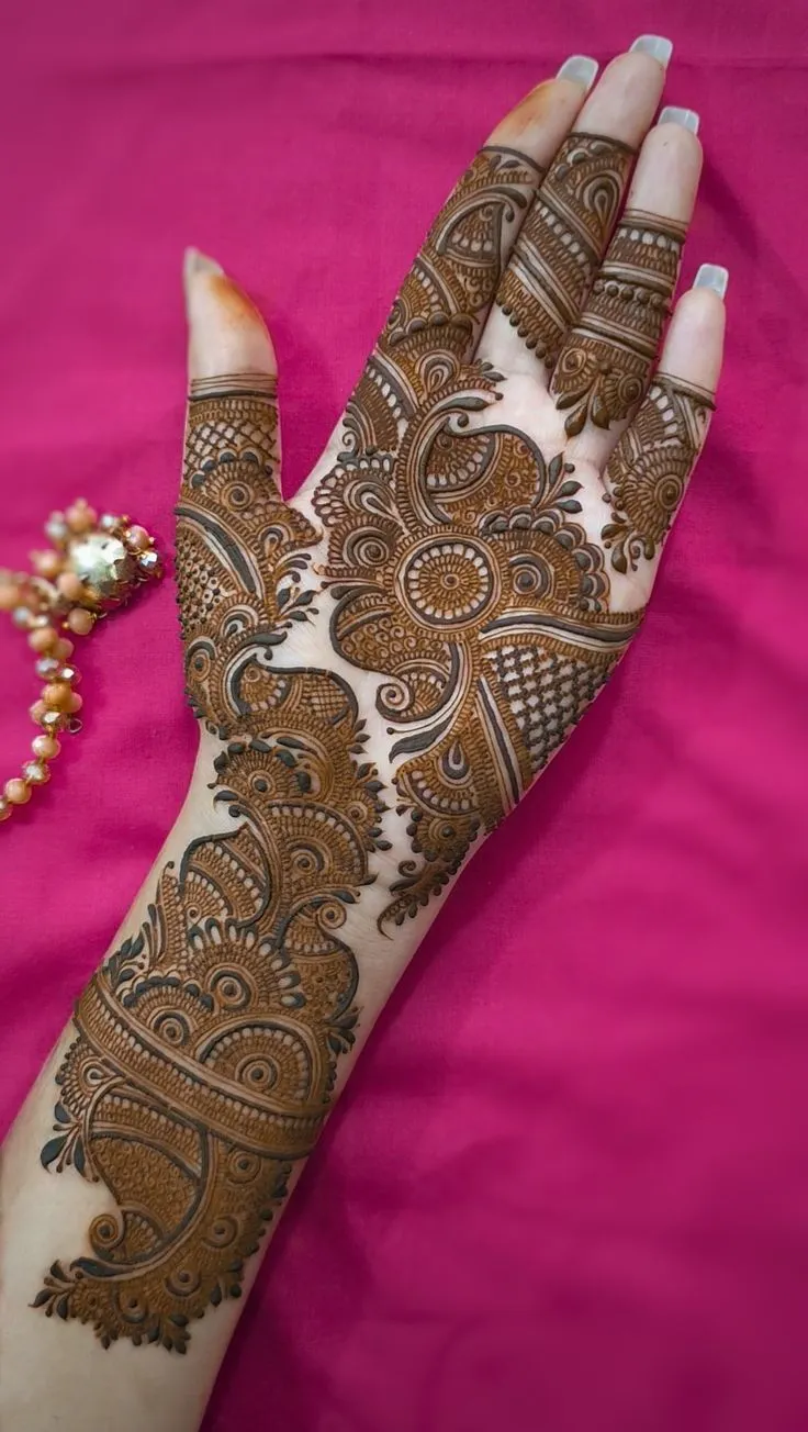 New Mehndi Design Photo