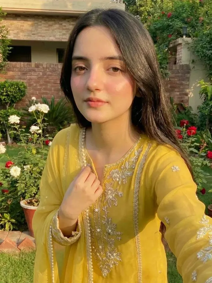 Profile Photo For Girls