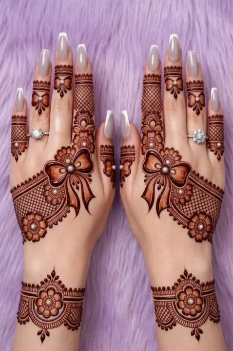 Stylish Back Hand Mehndi Design