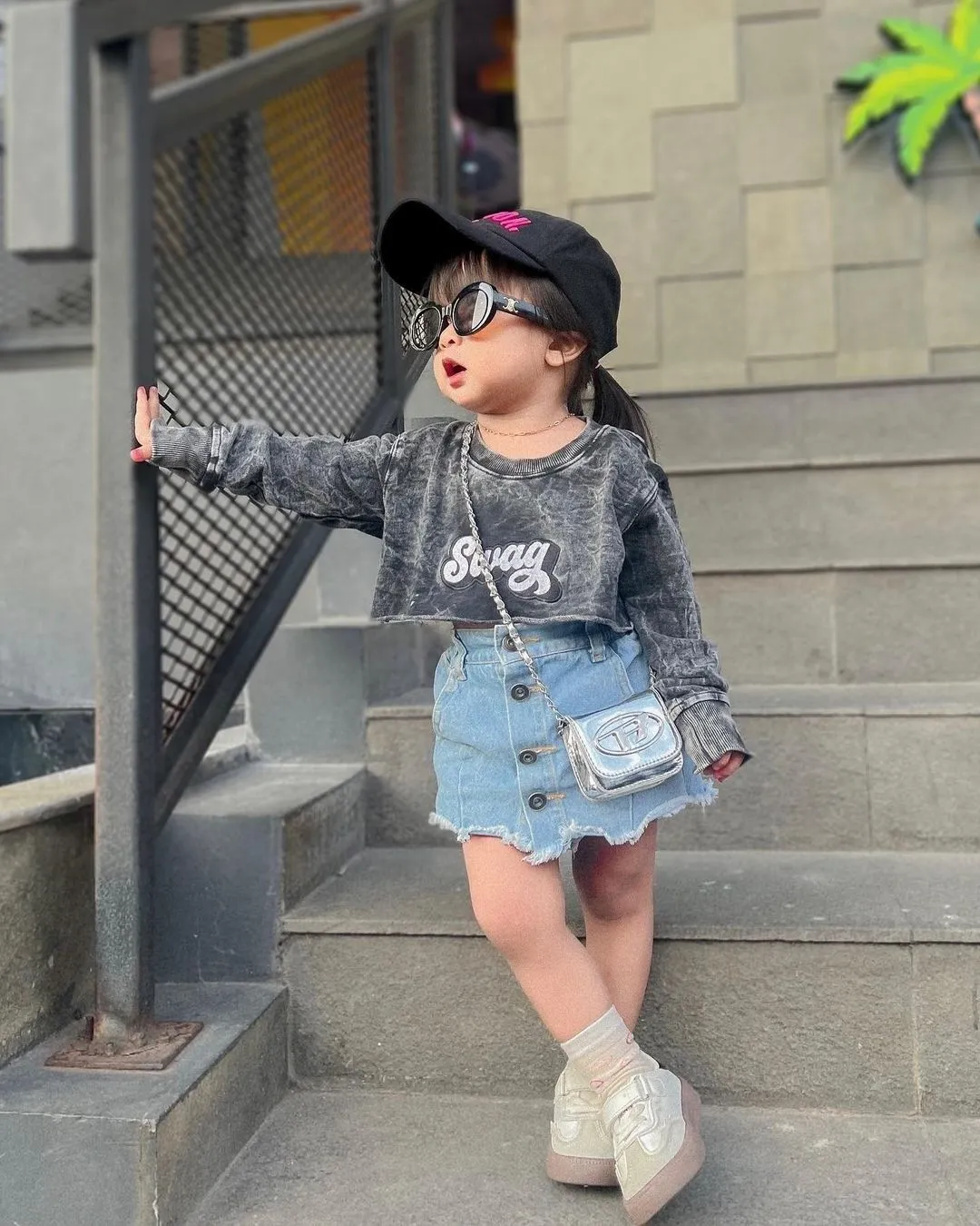 Stylish Cute Baby Girl Image
