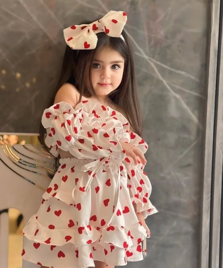 Stylish Cute Baby Girls Dp