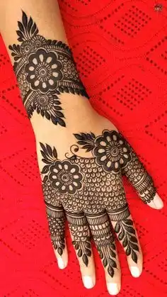 stylish mehndi design back hand