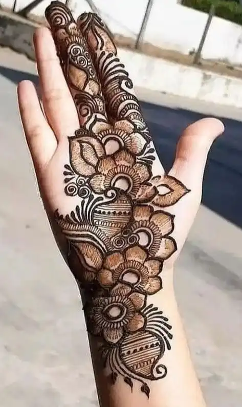 unique arabic mehndi design