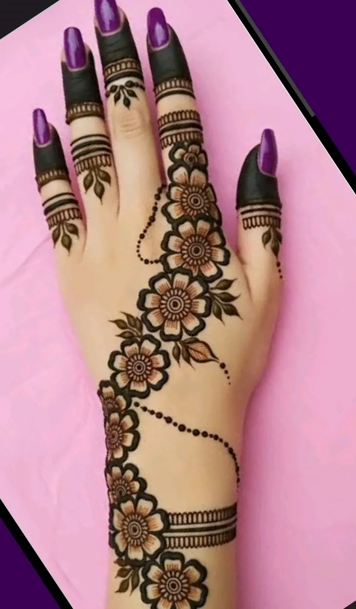 unique mehndi design back hand