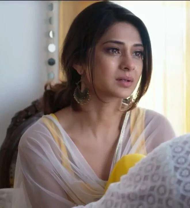 very sad dp girl